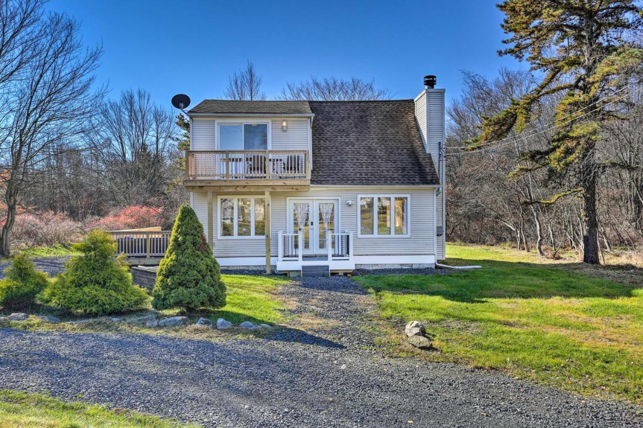 Peaceful Poconos Home With Lake And Pool Access! Long Pond Extérieur photo