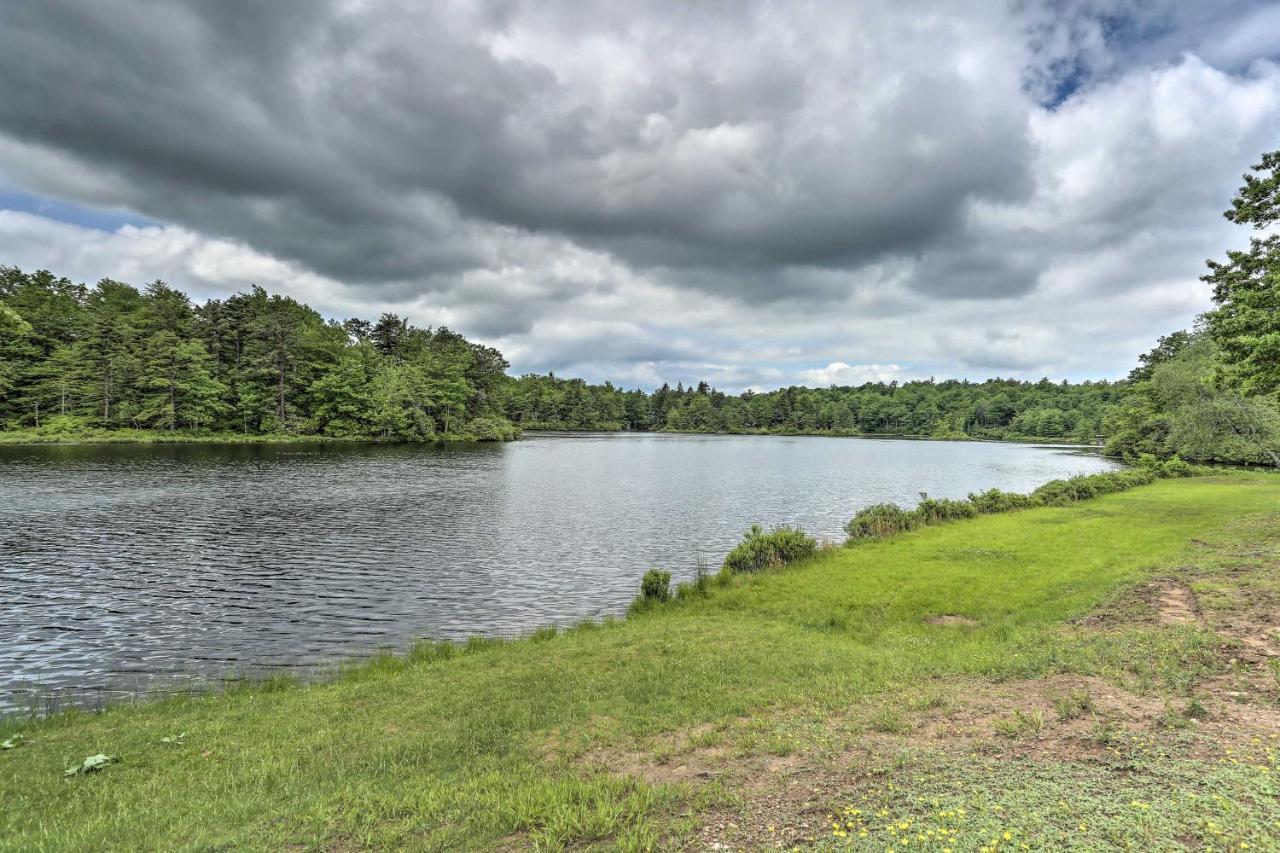 Peaceful Poconos Home With Lake And Pool Access! Long Pond Extérieur photo